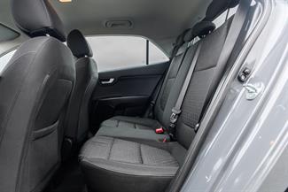 2021 Kia Rio - Thumbnail