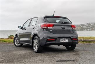 2021 Kia Rio - Thumbnail