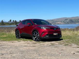 2019 Toyota C-HR - Thumbnail