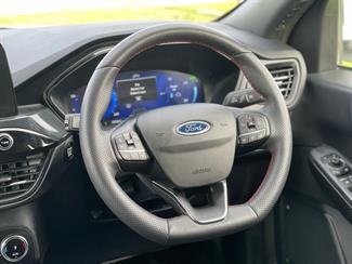 2023 Ford Escape - Thumbnail