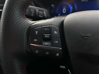 2023 Ford Escape - Thumbnail