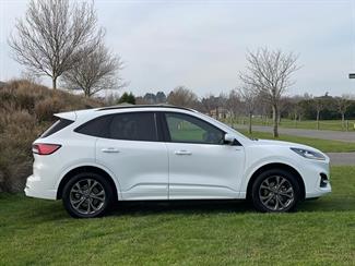 2023 Ford Escape - Thumbnail