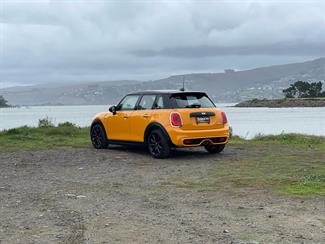 2018 Mini Cooper - Thumbnail