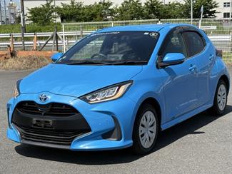 2020 Toyota Yaris - Thumbnail