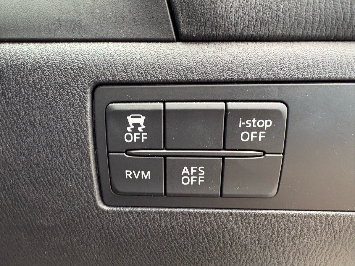 2014 Mazda Axela