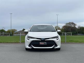 2018 Toyota Corolla - Thumbnail