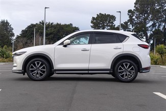 2017 Mazda CX-5 - Thumbnail
