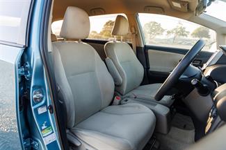 2009 Toyota Wish - Thumbnail