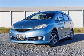 2009 Toyota Wish - Thumbnail