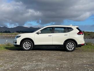 2021 Nissan X-Trail - Thumbnail
