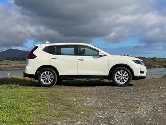 2021 Nissan X-Trail - Thumbnail
