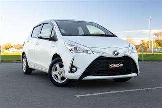 2017 Toyota Vitz