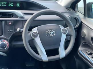 2013 Toyota AQUA - Thumbnail