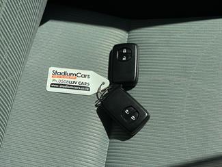 2013 Toyota AQUA - Thumbnail