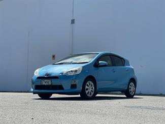 2013 Toyota AQUA - Thumbnail