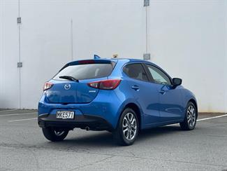 2019 Mazda 2 - Thumbnail