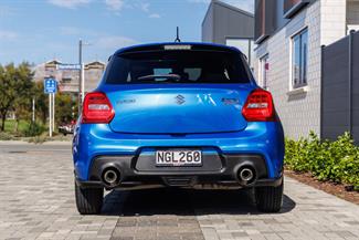 2021 Suzuki Swift - Thumbnail