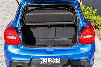 2021 Suzuki Swift - Thumbnail