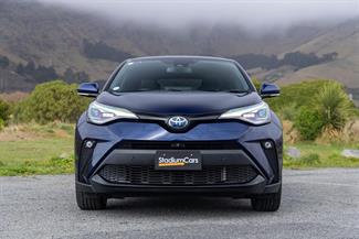 2020 Toyota C-HR - Thumbnail