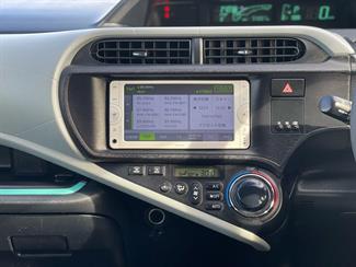 2012 Toyota AQUA - Thumbnail
