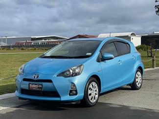 2012 Toyota AQUA - Thumbnail