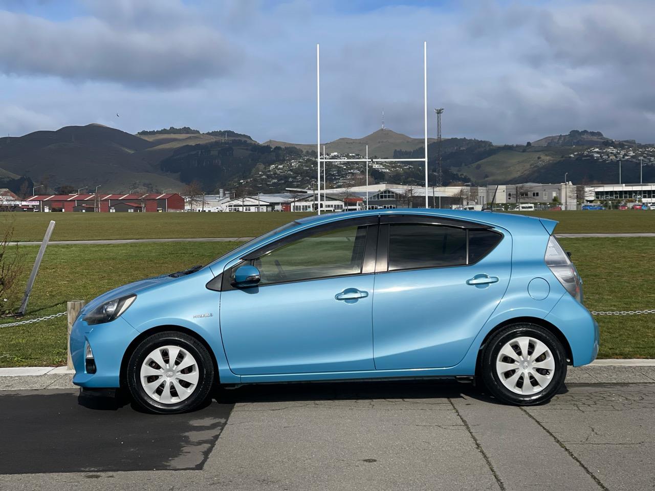 2012 Toyota AQUA