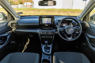 2022 Toyota Yaris Cross - Thumbnail