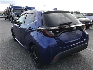 2020 Toyota Yaris - Thumbnail