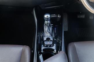 2017 Toyota C-HR - Thumbnail