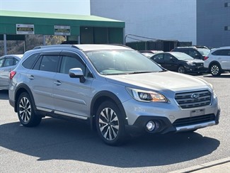2015 Subaru Outback - Thumbnail