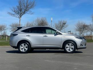 2014 Toyota Harrier - Thumbnail