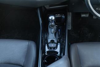 2017 Toyota C-HR - Thumbnail