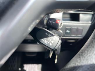 2016 Toyota Highlander - Thumbnail