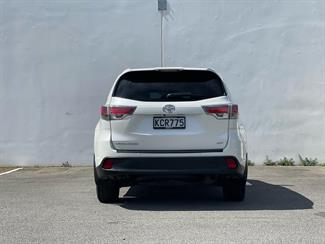 2016 Toyota Highlander - Thumbnail