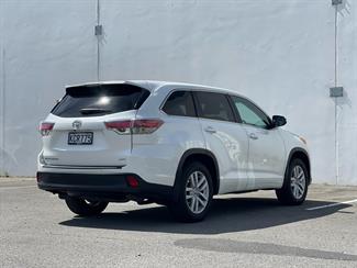 2016 Toyota Highlander - Thumbnail