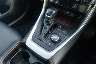 2019 Toyota RAV4 - Thumbnail