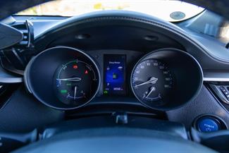 2019 Toyota C-HR - Thumbnail