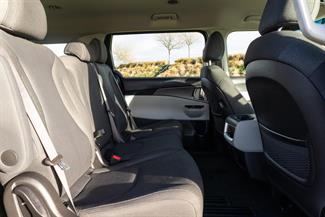 2023 Kia Carnival - Thumbnail
