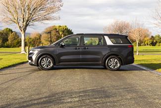 2023 Kia Carnival - Thumbnail