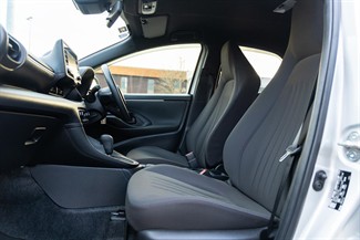 2021 Toyota Yaris - Thumbnail