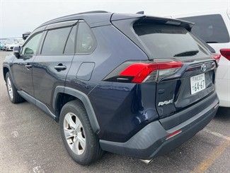 2019 Toyota RAV4 - Thumbnail