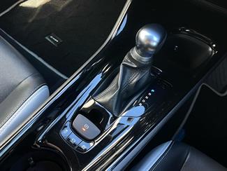 2019 Toyota C-HR - Thumbnail