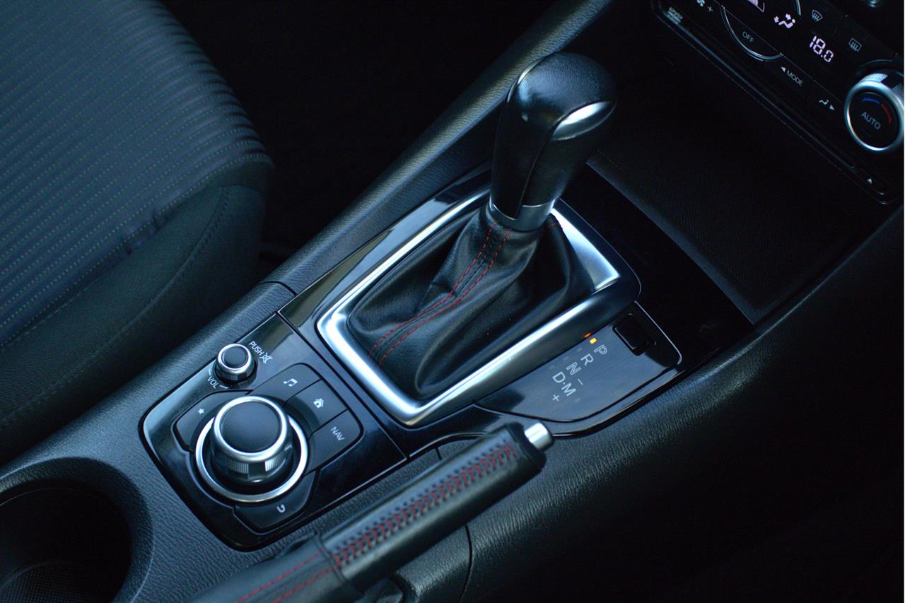 2014 Mazda Axela