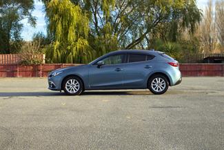 2014 Mazda Axela - Thumbnail