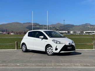 2018 Toyota Vitz - Thumbnail