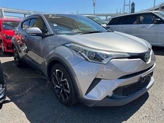 2017 Toyota C-HR - Thumbnail