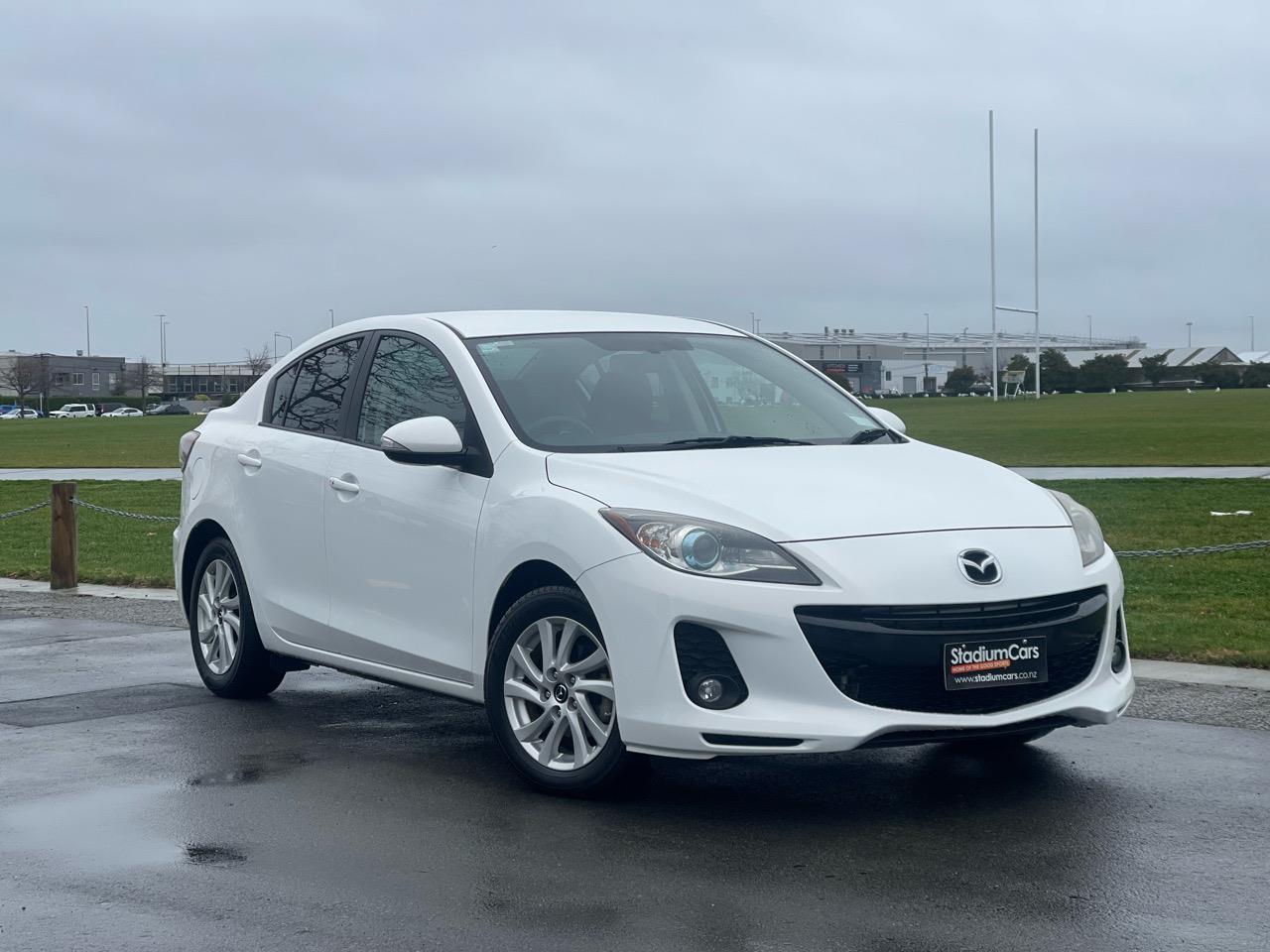 2012 Mazda Axela