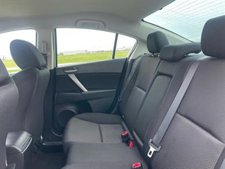 2012 Mazda Axela - Thumbnail