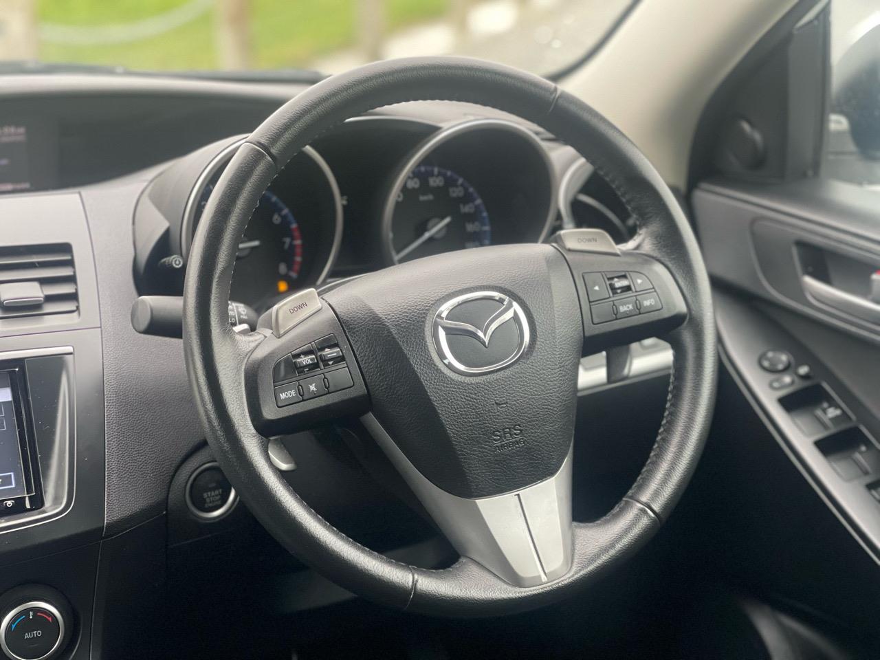 2012 Mazda Axela