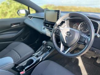 2019 Toyota Corolla - Thumbnail